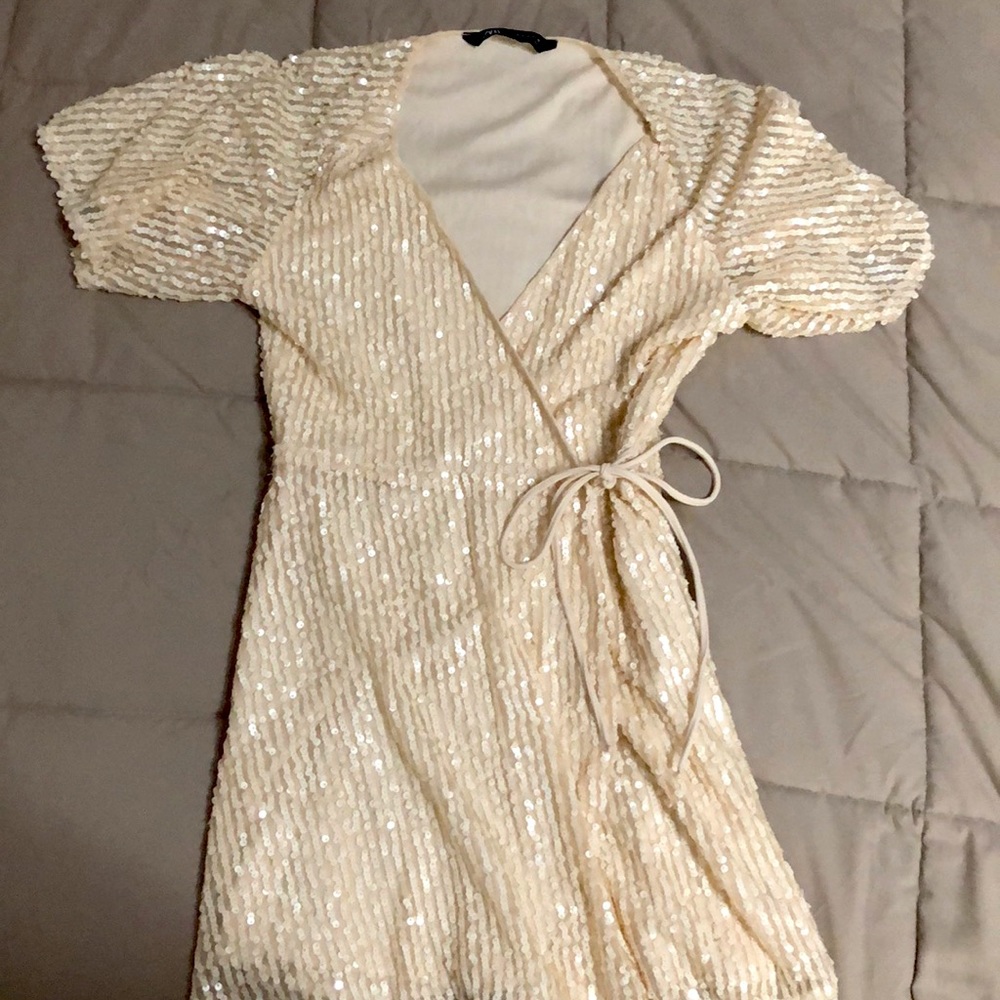 Nude/pink party dress
